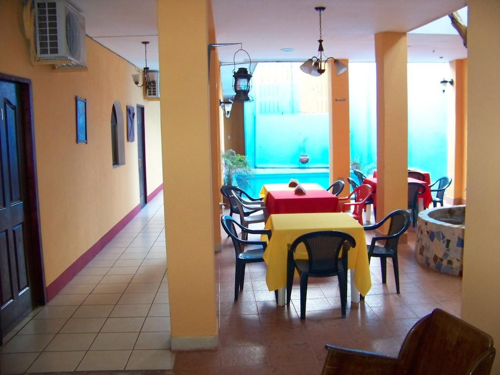 Hotel El Internacional Granada Zewnętrze zdjęcie