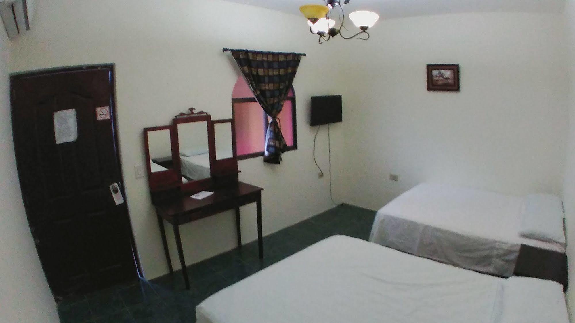 Hotel El Internacional Granada Zewnętrze zdjęcie
