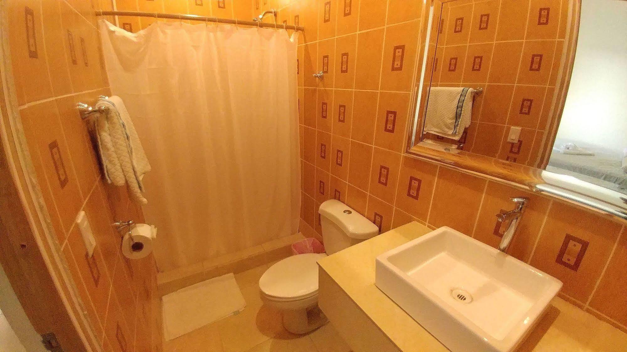 Hotel El Internacional Granada Zewnętrze zdjęcie