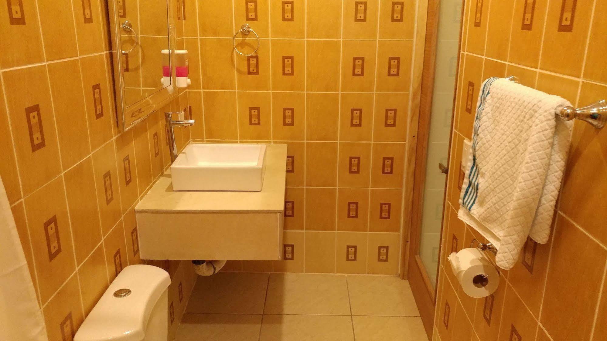 Hotel El Internacional Granada Zewnętrze zdjęcie